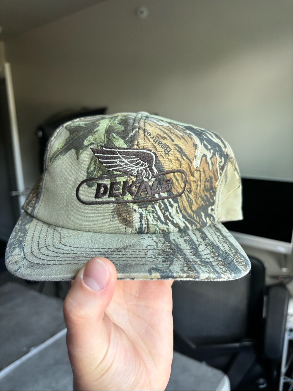 Vintage camo realtree snapback hat